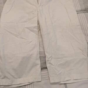 Men's White Cargo/Capri pants Mexx